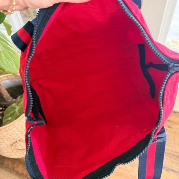 R. Riveter - Picture 3 of 6